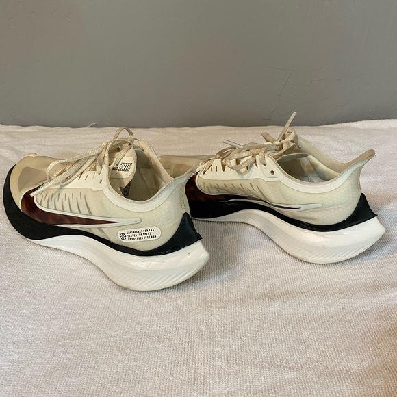 Nike Zoom Gravity - Picture 3 of 4